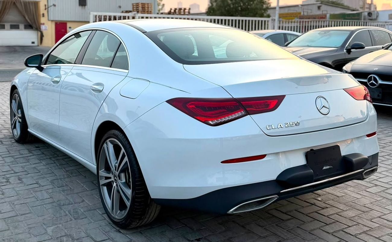 Mercedes Benz CLA250 PREMIUM