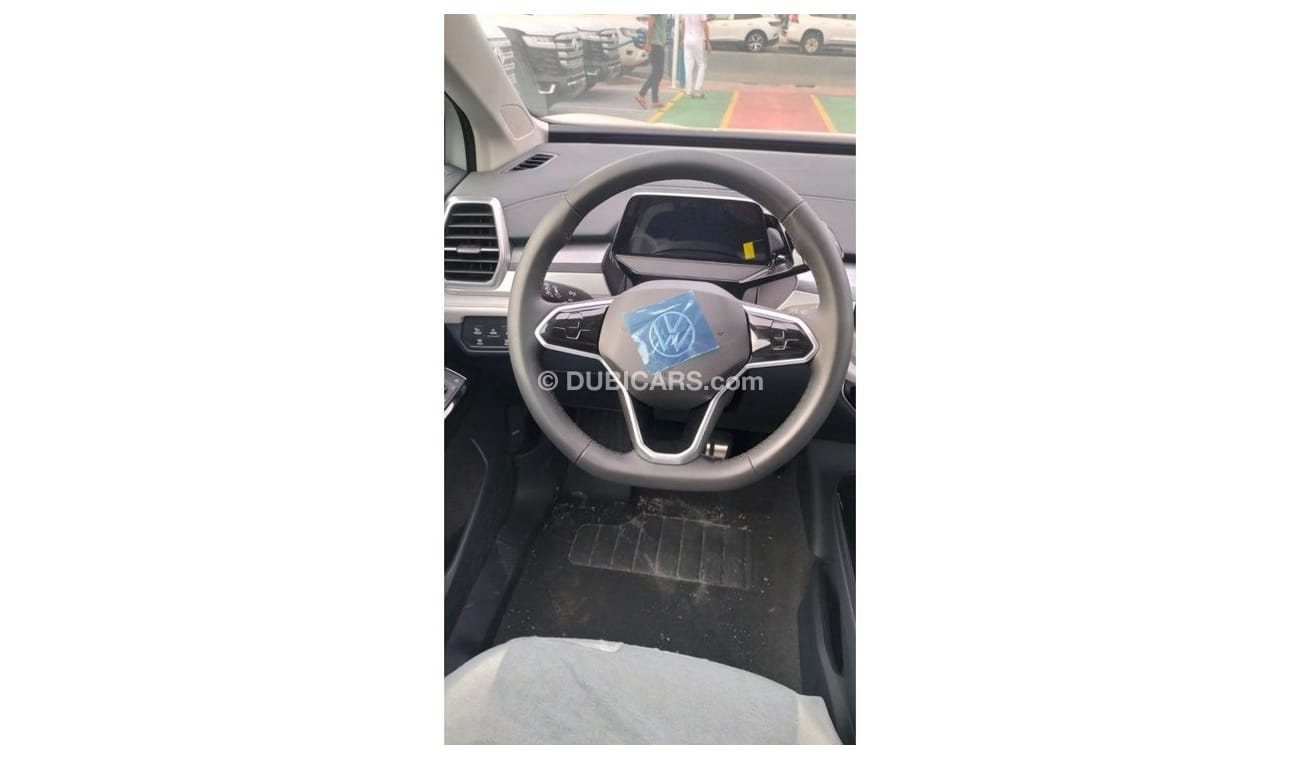 فولكس واجن ID.6 Volkswagen ID,6 pure cross