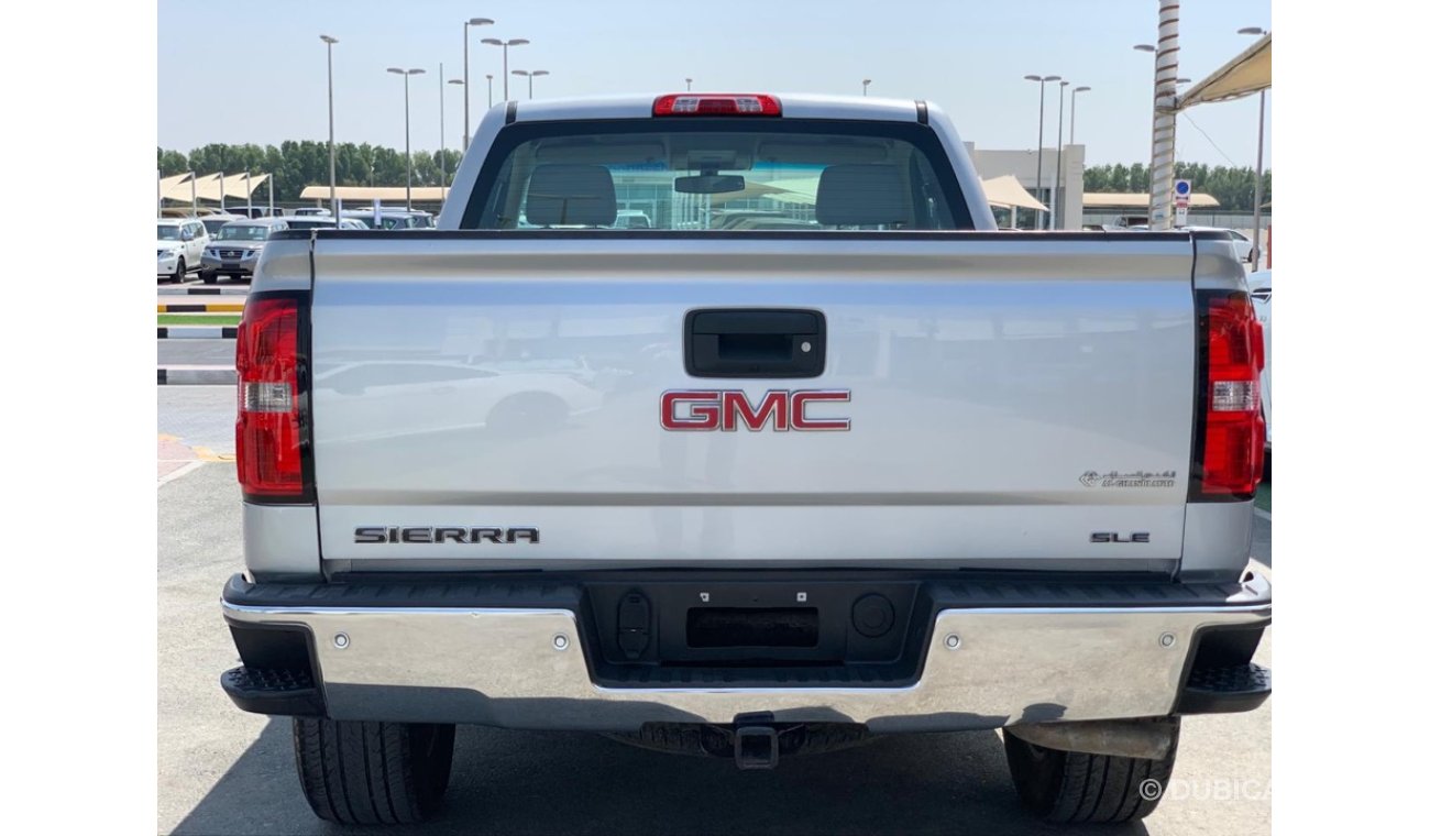 GMC Sierra