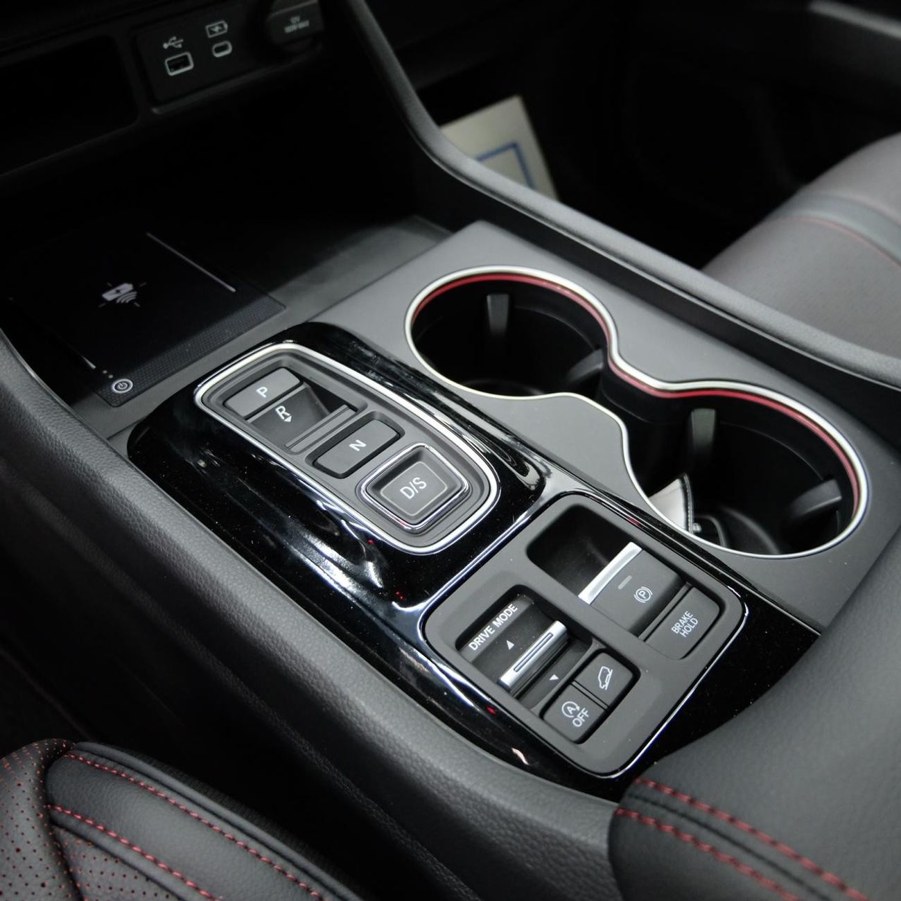 هوندا بايلوت Honda Pilot White 2024 Black Edition-3.5L-4WD-Car is in Excellent Condition, Accident Free, Brand Ne