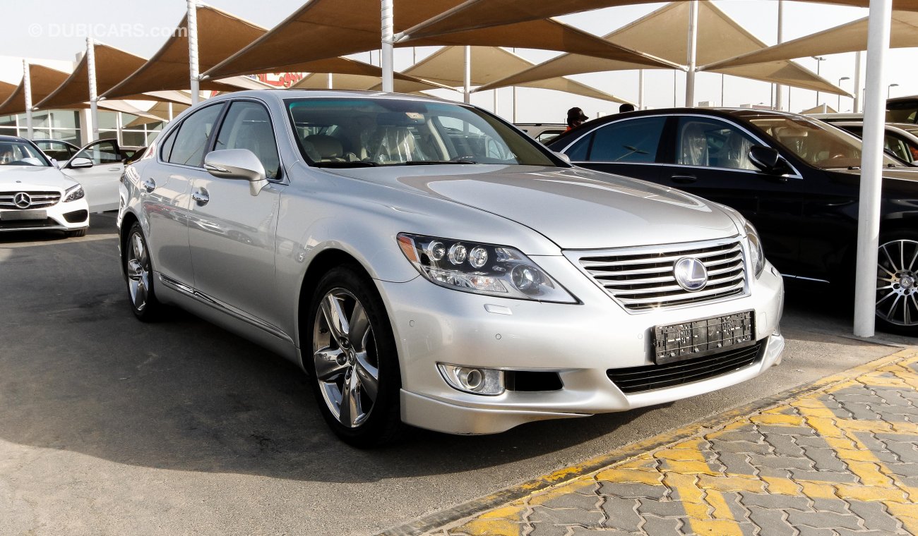 Lexus LS460