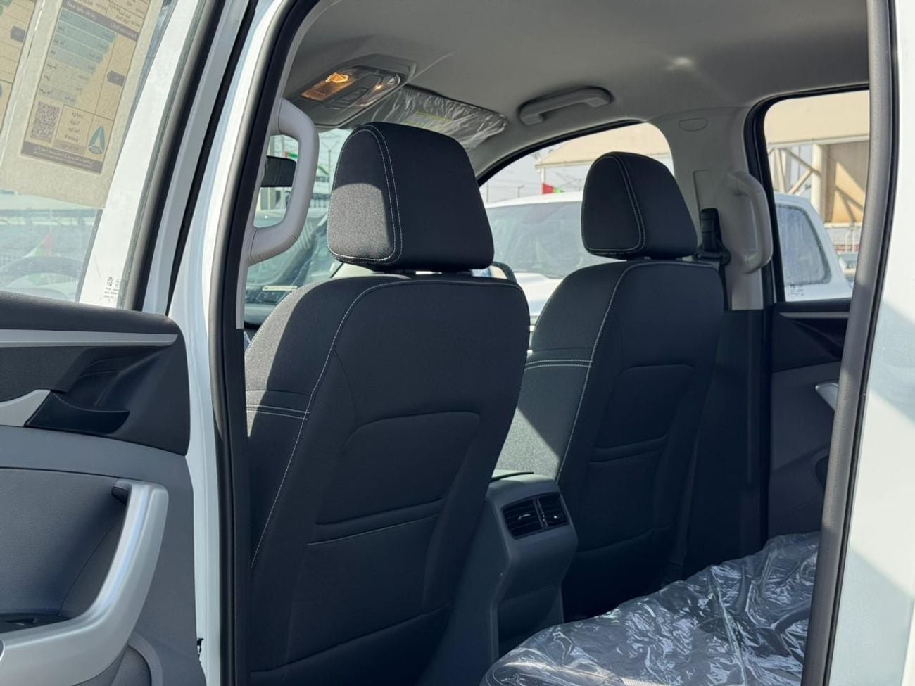 أم جي T60 T60 2.4L Petrol Manual DC 4WD 2025 Export Price @ 47,700 AED