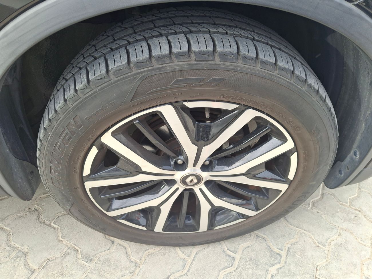 Renault Koleos LE 2.5 | Zero Down Payment | Home Test Drive