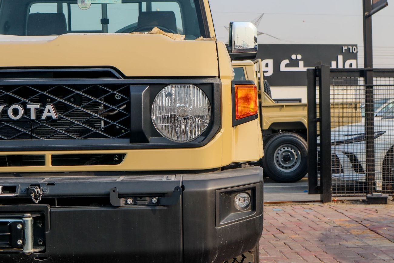 Toyota Land Cruiser Pick Up Single Cab Std 4.0L toyota land cruiser single cab 4.0L 2024 model