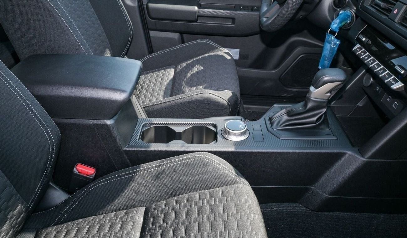 ميتسوبيشي L200 Brand New Mitsubishi L200 For Export  2024 2.5L Diesel GLX Grey/Black | A/T | Euro 4 | 4WD | L200-GL