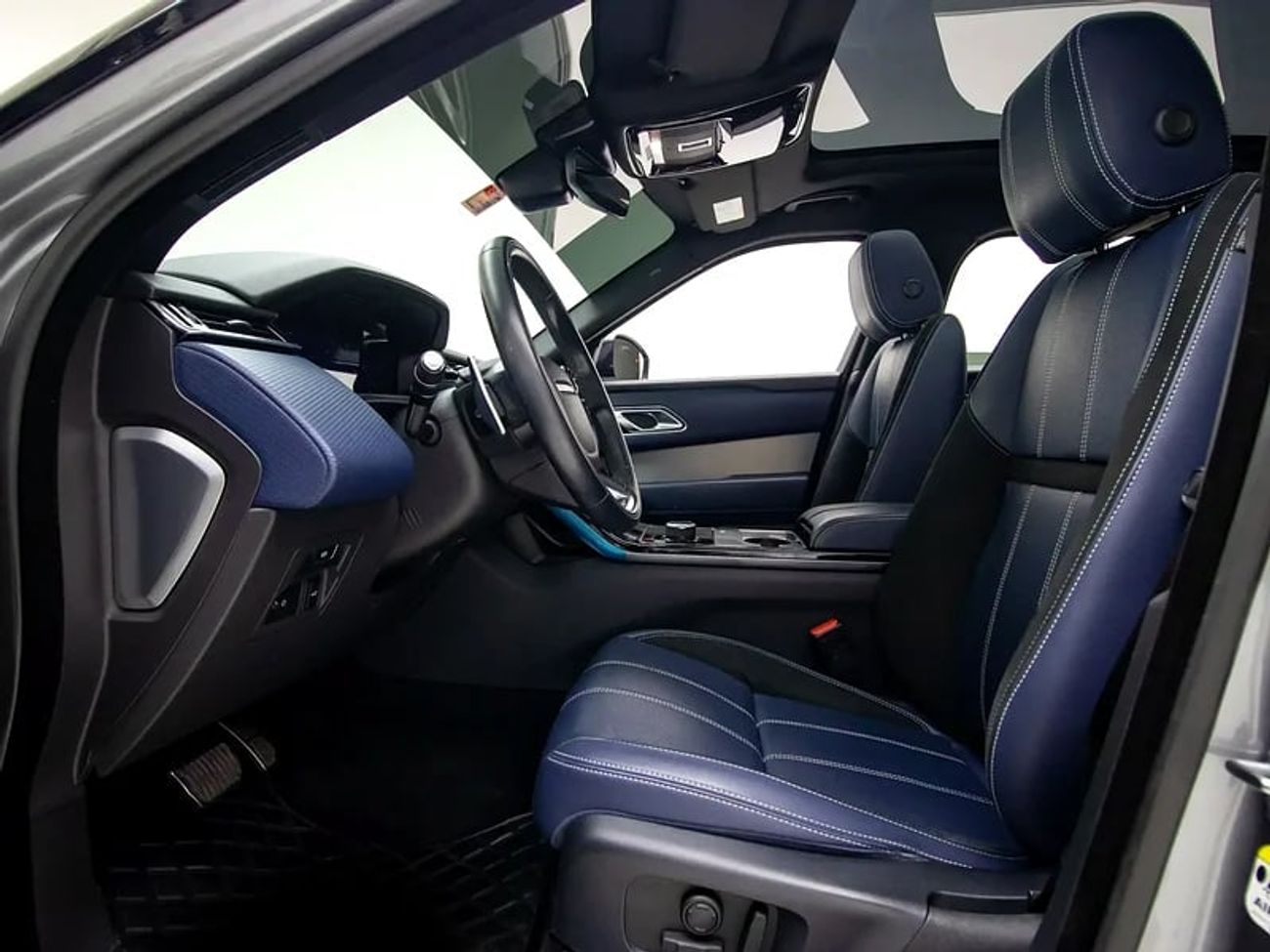 Land Rover Range Rover Velar Dynamic SE P250 2.0L Dynamic SE P250