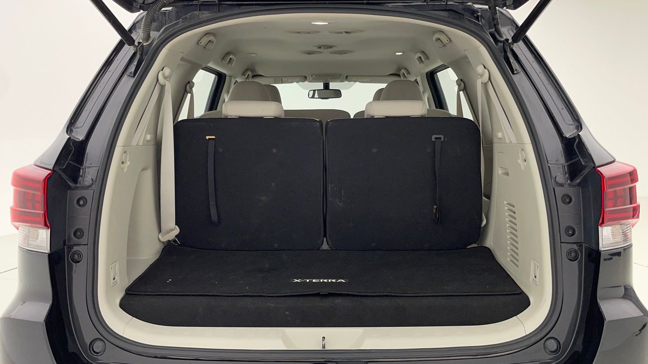 نيسان إكستيرا TITANIUM 2.5 | بدون دفعة مقدمة | اختبار القيادة في المنزل