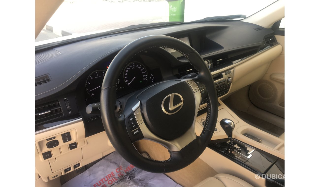 Lexus ES350