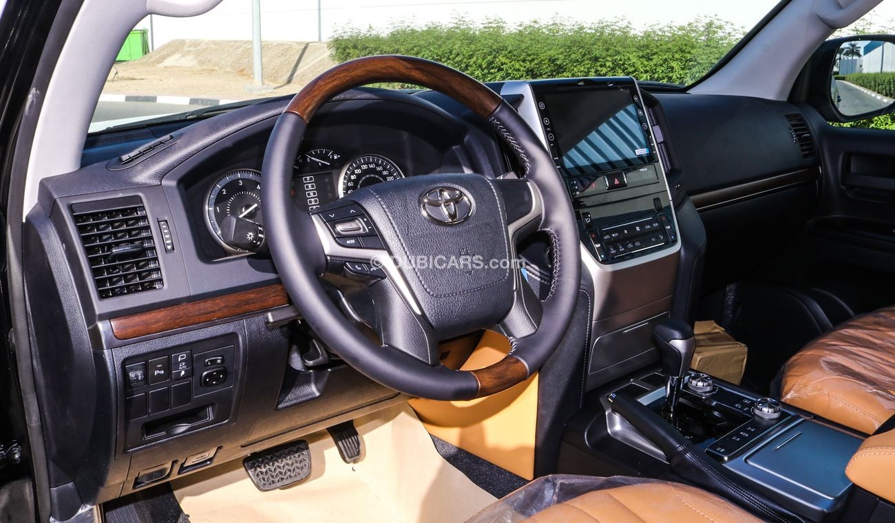 Toyota Land Cruiser GXR V8