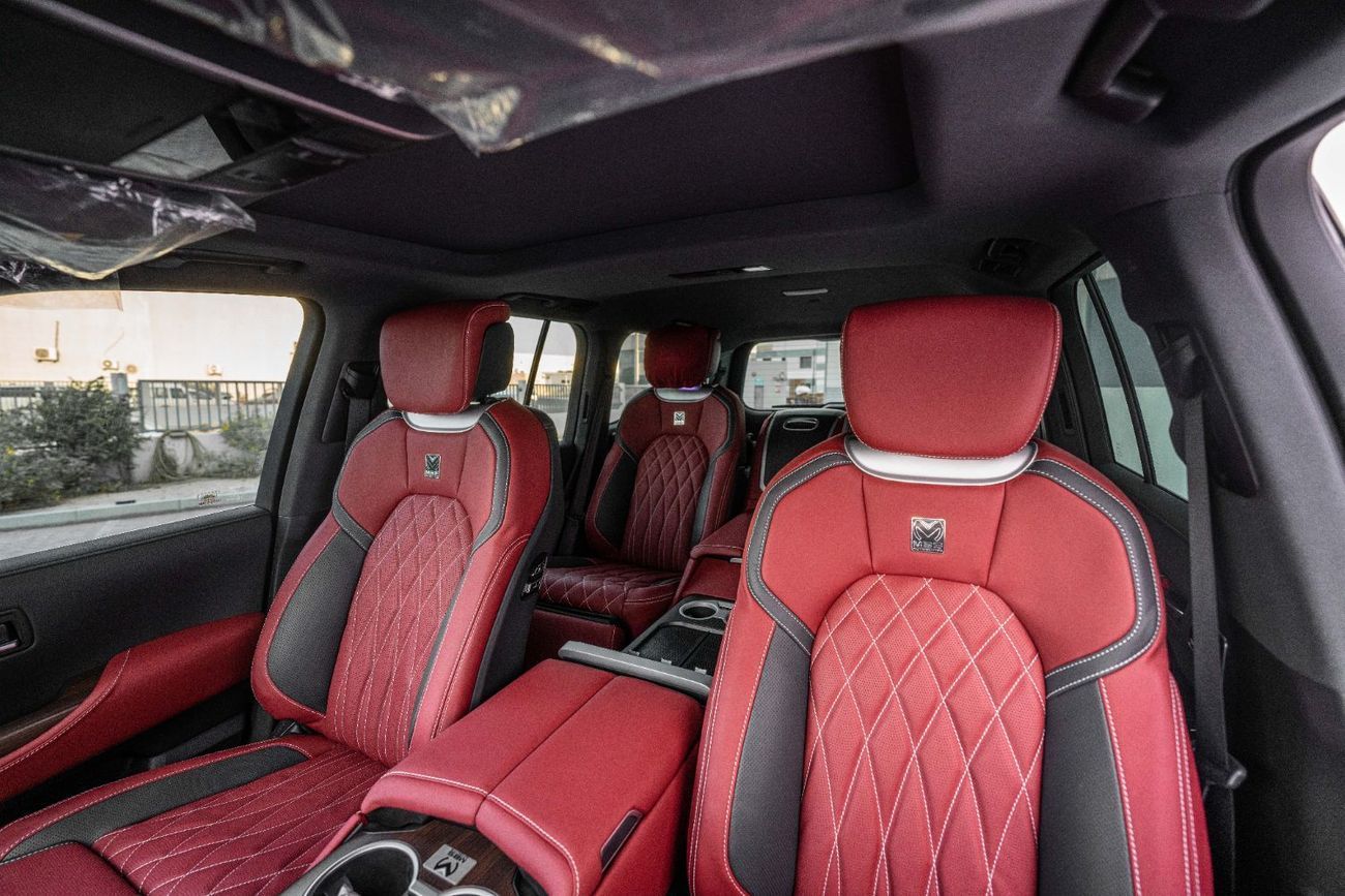تويوتا لاند كروزر 3.5L PETROL VX OFFROAD EDITION WITH MBS AUTOBIOGRAPHY VIP SEAT