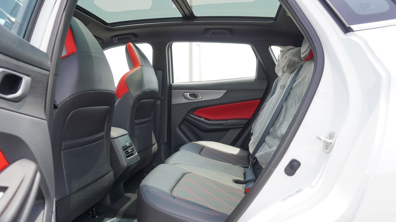 Changan CS35 Plus Brand New Changan CS55 Plus 2025 1.5L FWD Petrol |White/Black |N-CS55-PLUS-25 |FOR EXPORT AND LOCAL