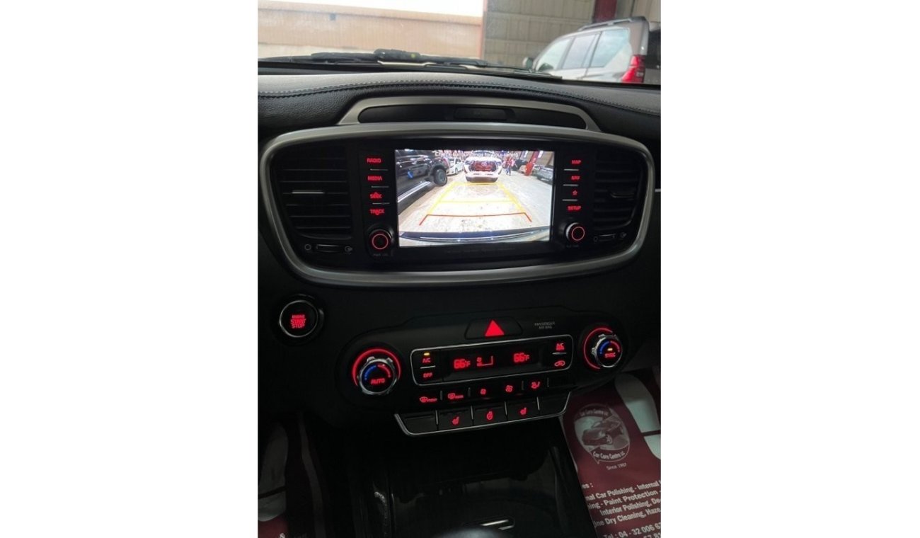 كيا سورينتو EX Top 4X4 Full option Panorama 7 Seat