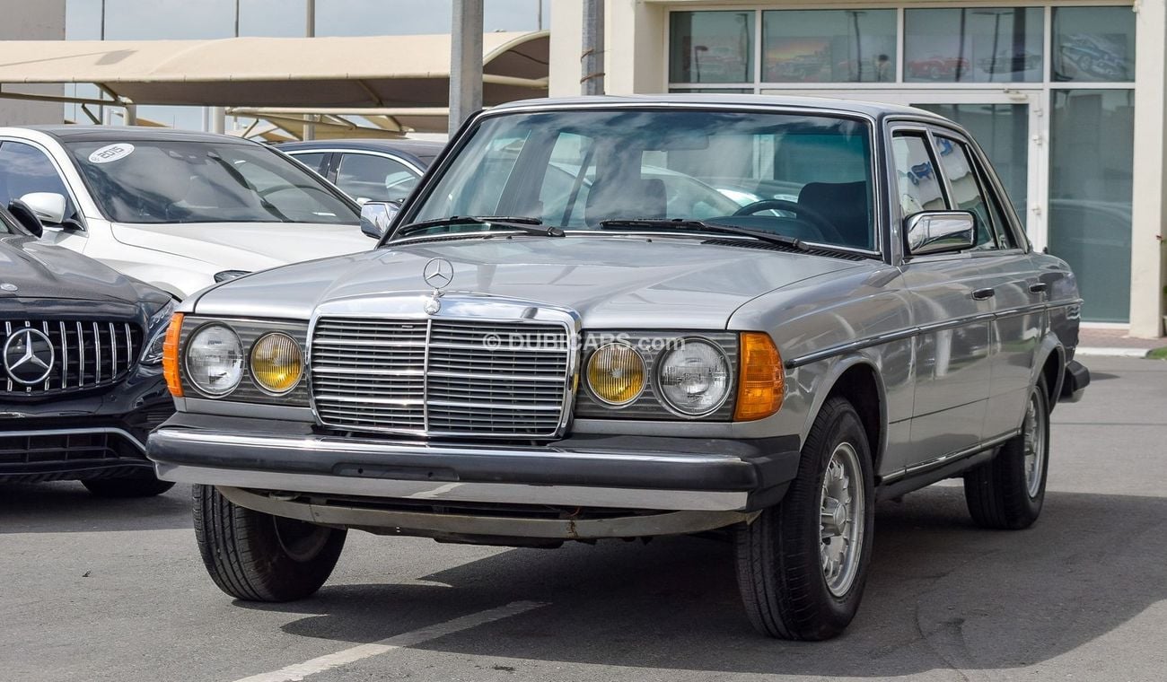 مرسيدس بنز 300 D