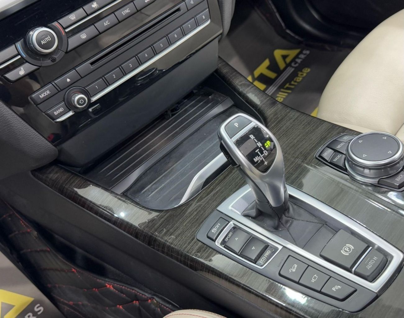 بي أم دبليو X4 xDrive 35i 3.0L 2016 BMW X4 xDrive35i, 2025 Service Contract, Excellent Condition, GCC