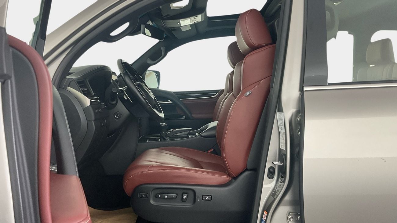 لكزس LX 570 Platinum | upto AED 20,000 Ramadan Discount | شامل الضمان | 0 ﺪﻔﻋﺓ ﺃﻮﻟﻯ