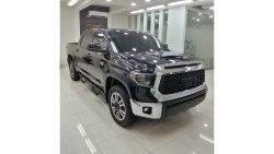 Toyota Tundra Std TOYOTA TUNDRA 2018 SPORT BLACK V8 - 5.7 L 49000 KM REAR CAMERA GREY INTERIOR