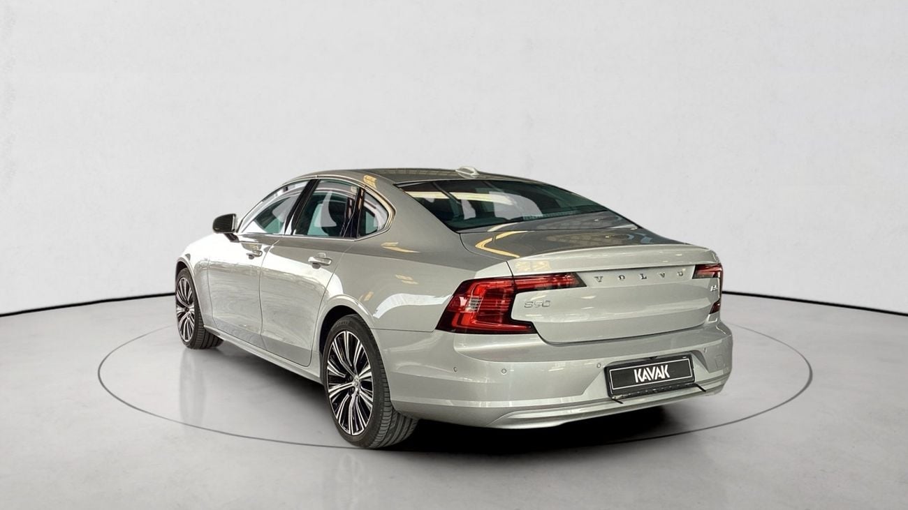 فولفو S90 2.0 B5 MHEV CORE AUTO | شامل الضمان | 0 ﺪﻔﻋﺓ ﺃﻮﻟﻯ