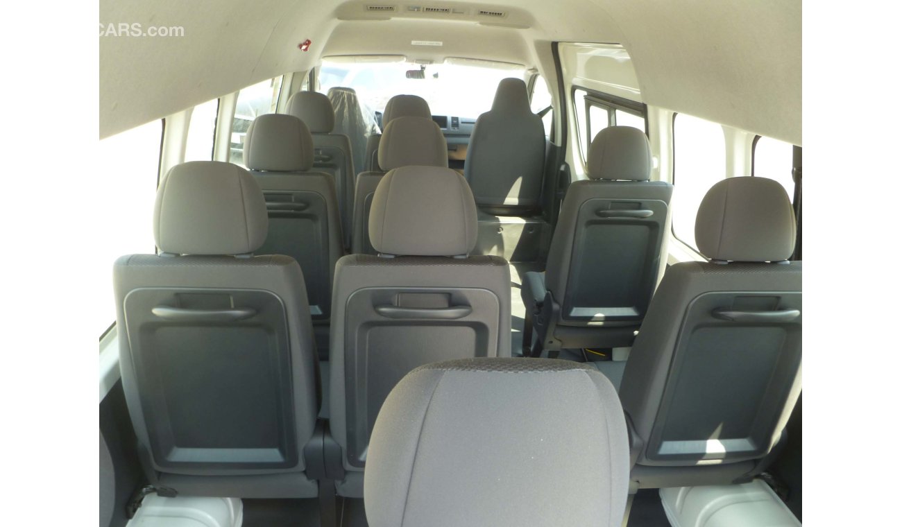 Toyota Hiace 2.5L Diesel Highroof Manual