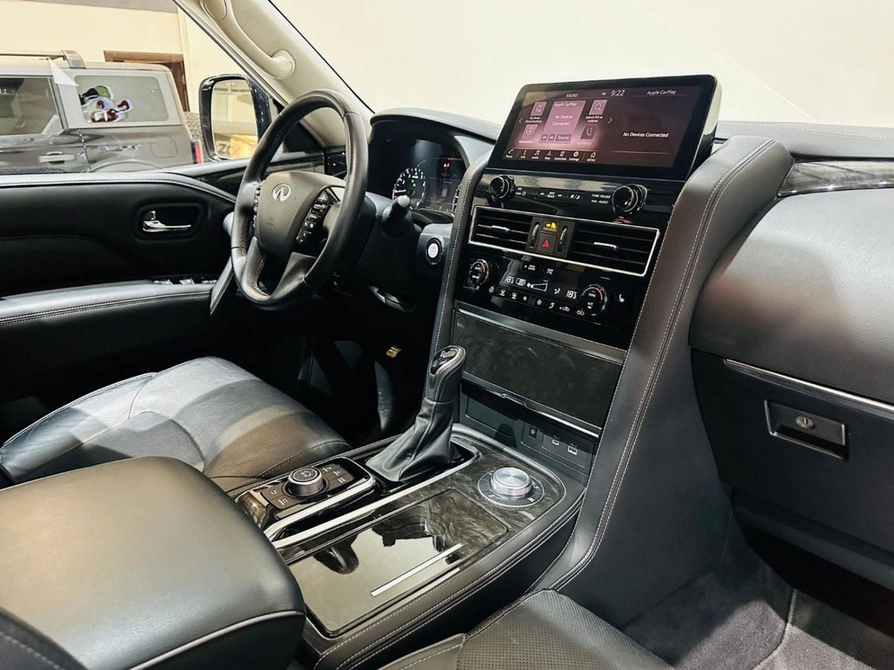 Infiniti QX80 LUXE SENSORY PROACTIVE LUXURY PROACTIVE
