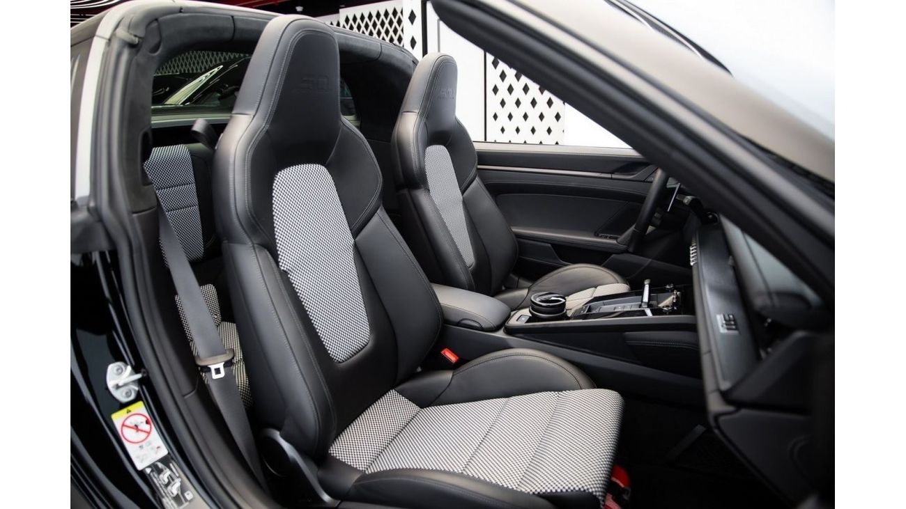 Porsche 911 GTS 50TH ANNIVERSARY | WARRANTY JUN 2025