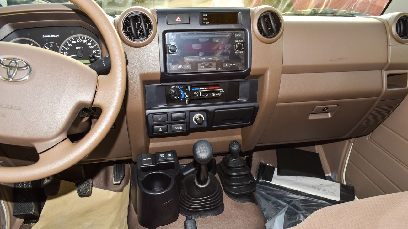 Toyota Land Cruiser 70 4.0 V6