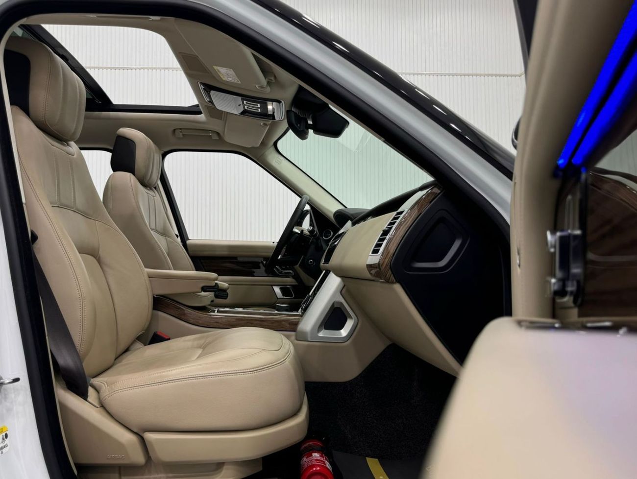 Land Rover Range Rover 2021 Range Rover Vogue HSE V6, Range Rover Warranty, Full Range Rover Service History, GCC