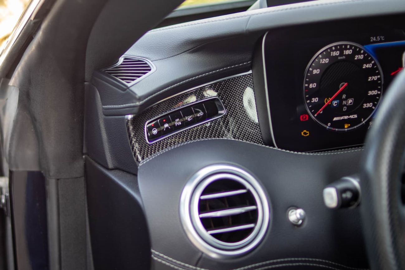 Mercedes-Benz S 63 AMG Std 4.0L (604 HP)