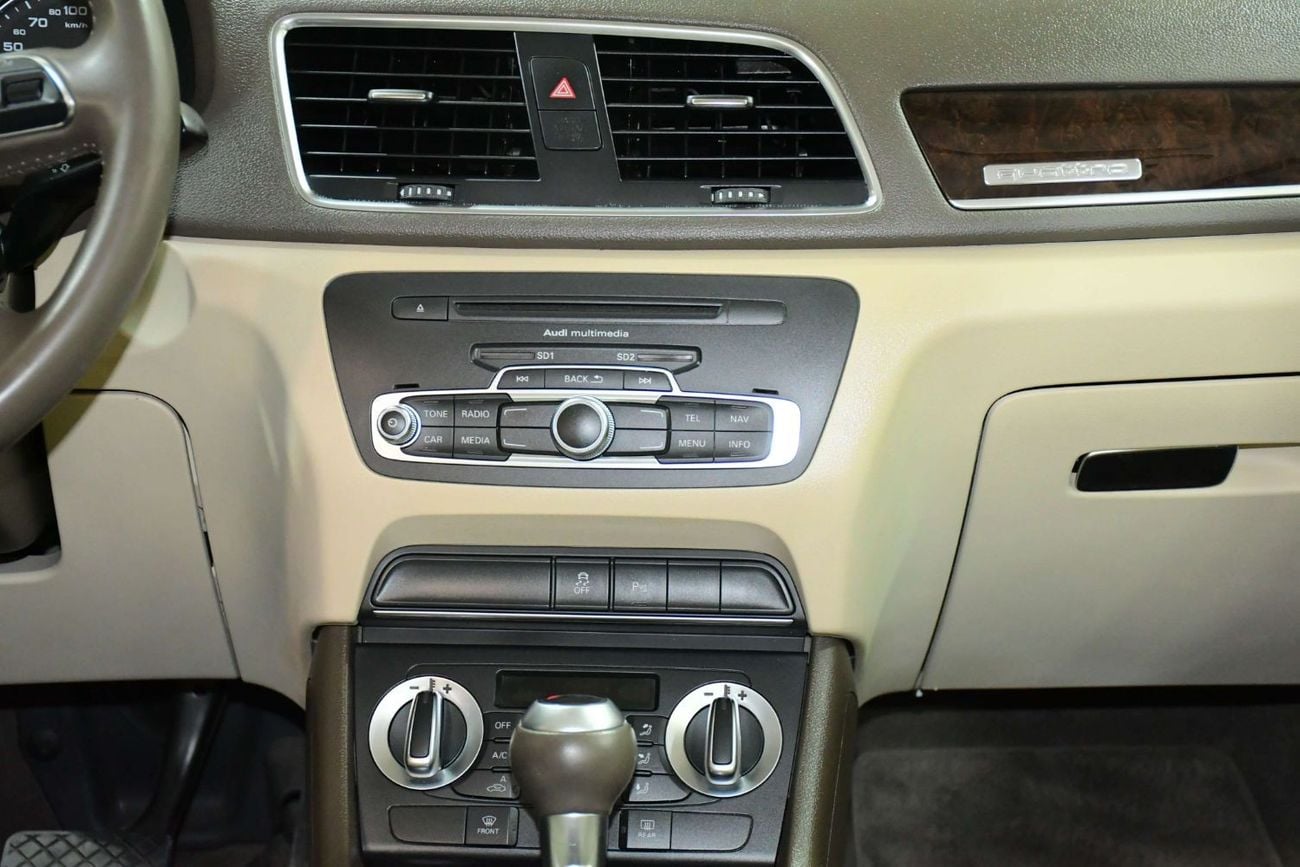 أودي Q3 40 TFSI S-لاين