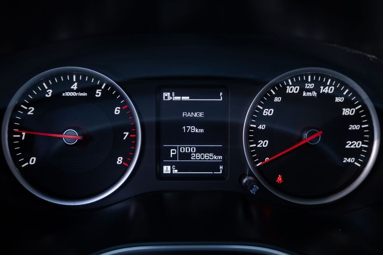 Chevrolet Captiva LS 1.5L (150 HP) (7 Seater)