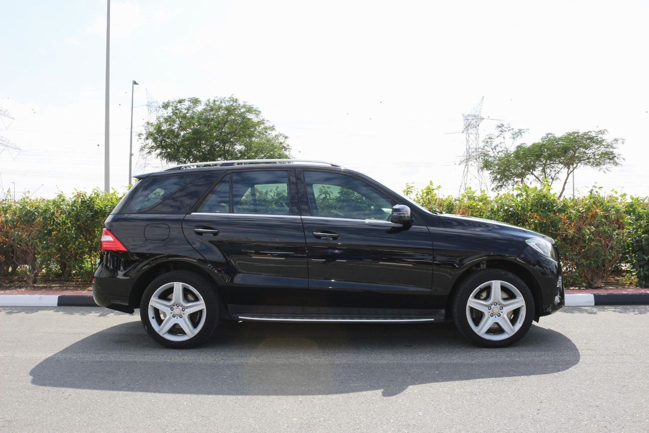 Mercedes-Benz ML 350 MERCEDES ML350 AMG 4 MATIC GULF SPACE ORGINAL PAINTS