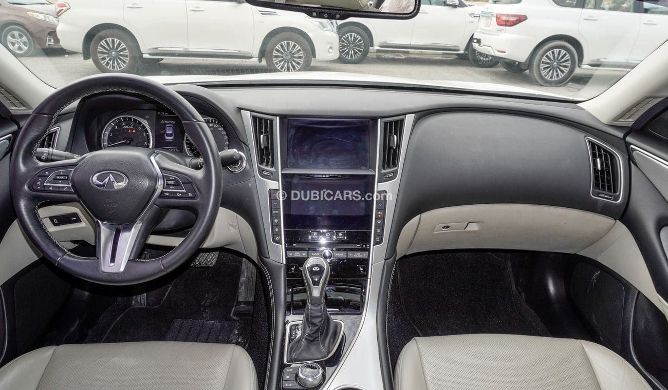 إنفينيتي Q50