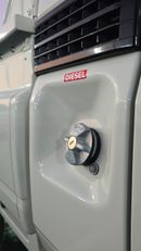 تويوتا لاند كروزر 70 LX 2.8L