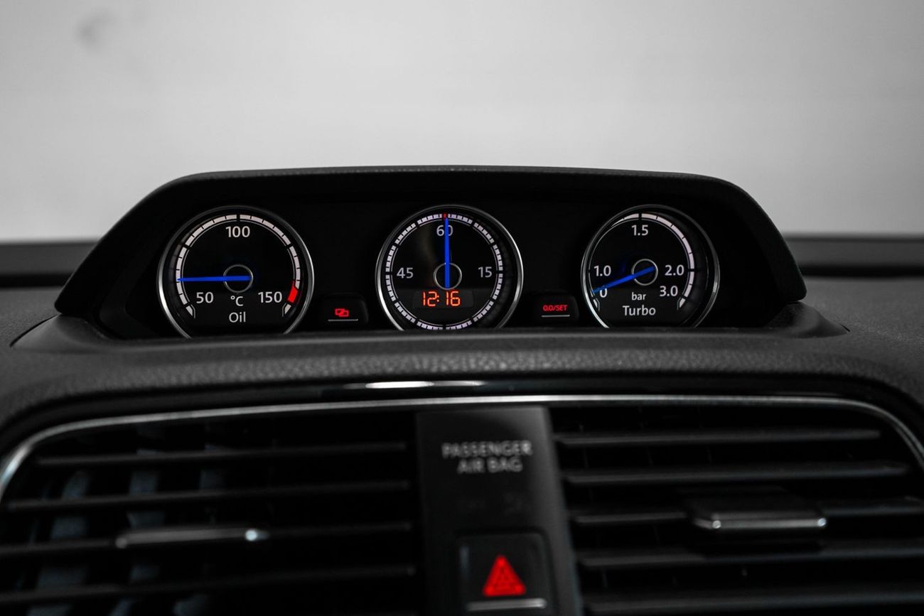 Volkswagen Scirocco r