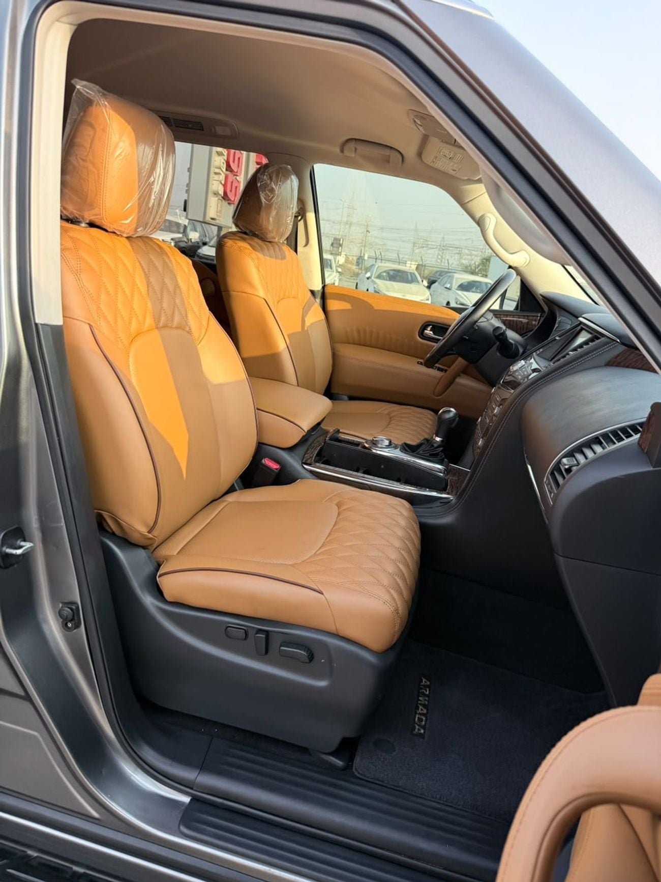 Nissan Armada SL SV 5.6L 4WD 4x4 original paint clean title