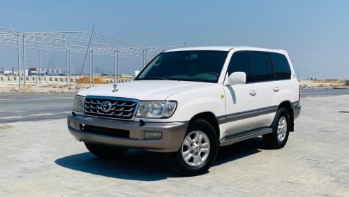 Toyota Land Cruiser Good condition car GCC