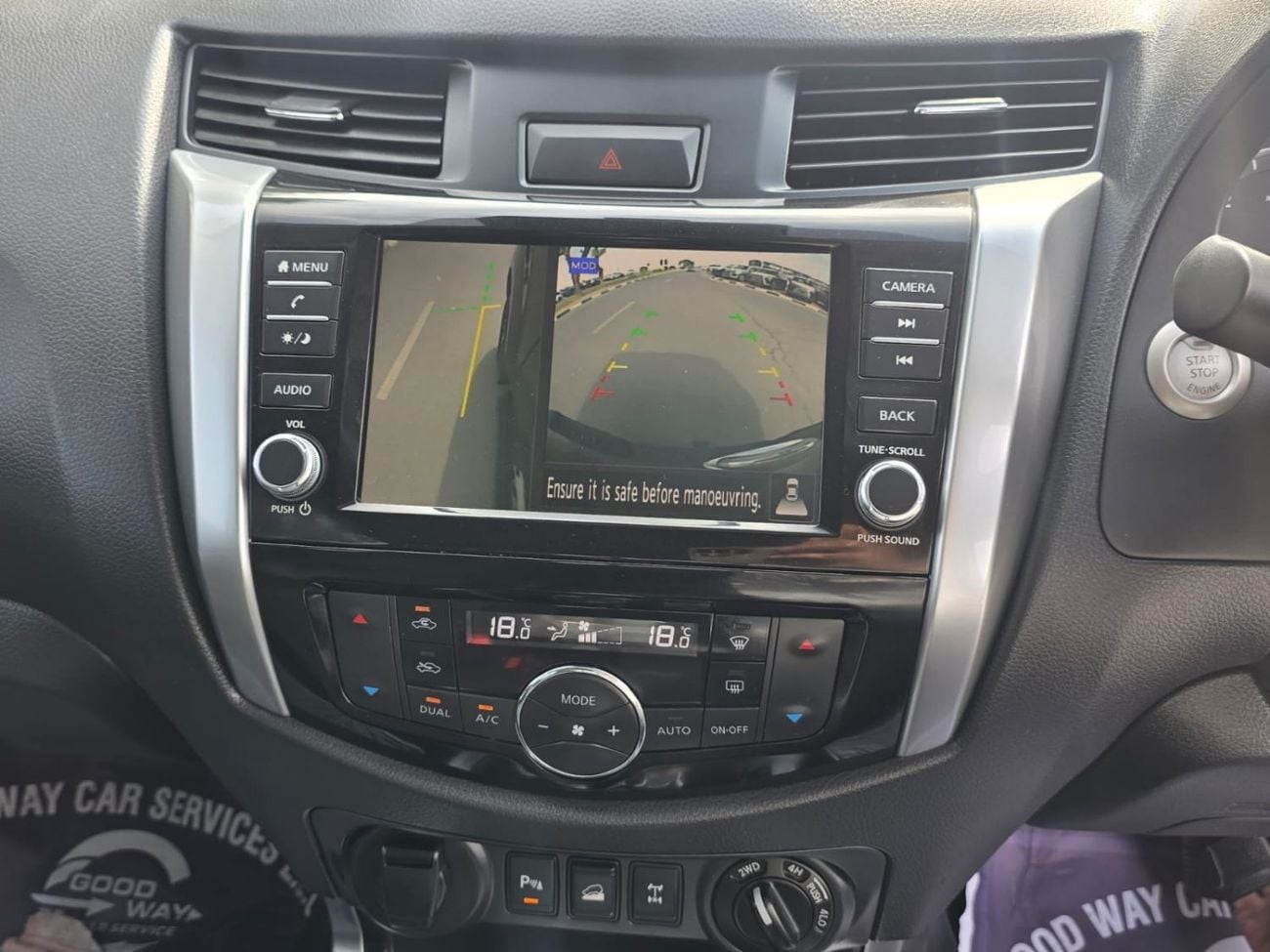 نيسان نافارا NISSAN NAVARA 2023 BLACK 4WD AT DIESEL = RIGHT HAND