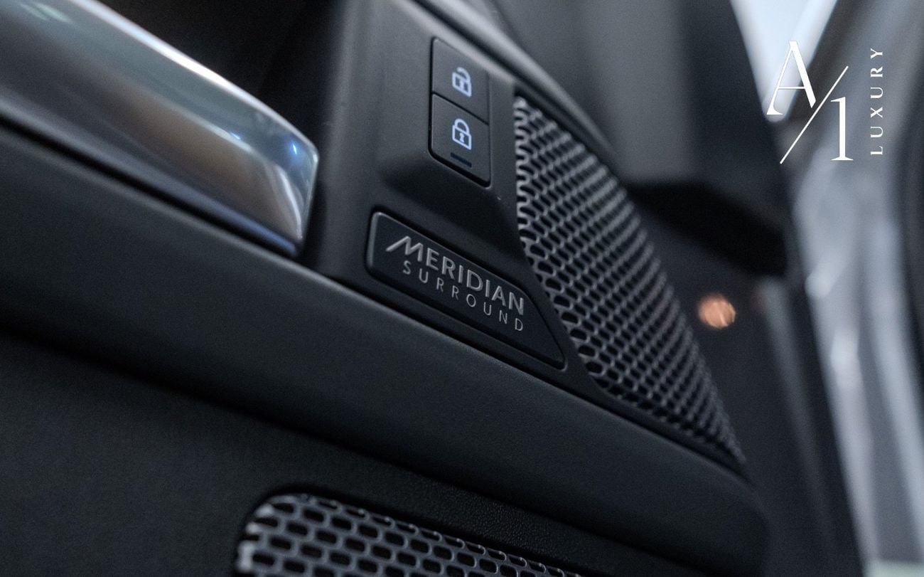 لاند روفر ديفندر 2021 Land Rover, Defender X (P400) Fully Loaded, Excellent Condition, GCC Spec