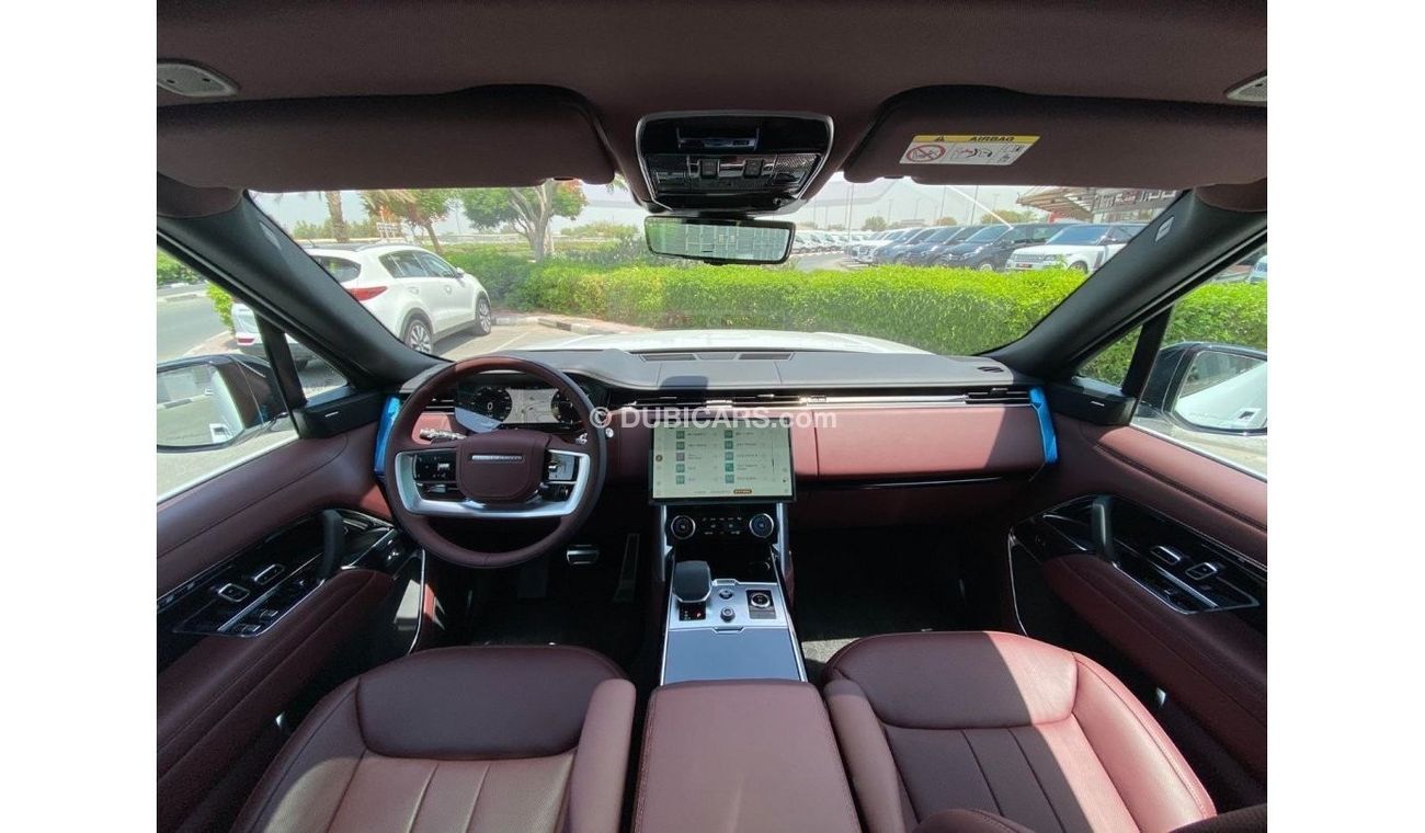 Land Rover Range Rover GCC SPECC UNDER WARRANTY AND SERVICE CONTRACT