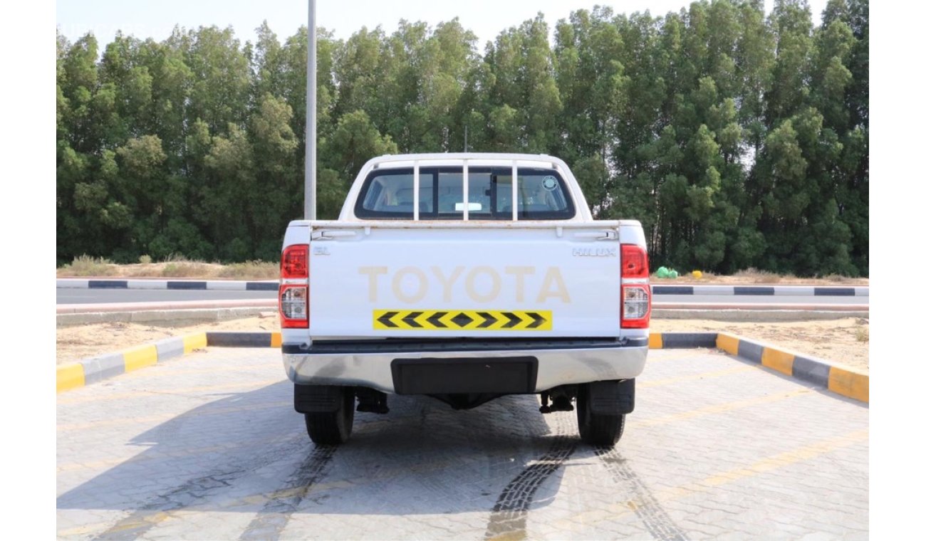 Toyota Hilux 2015 4X2 Ref#519