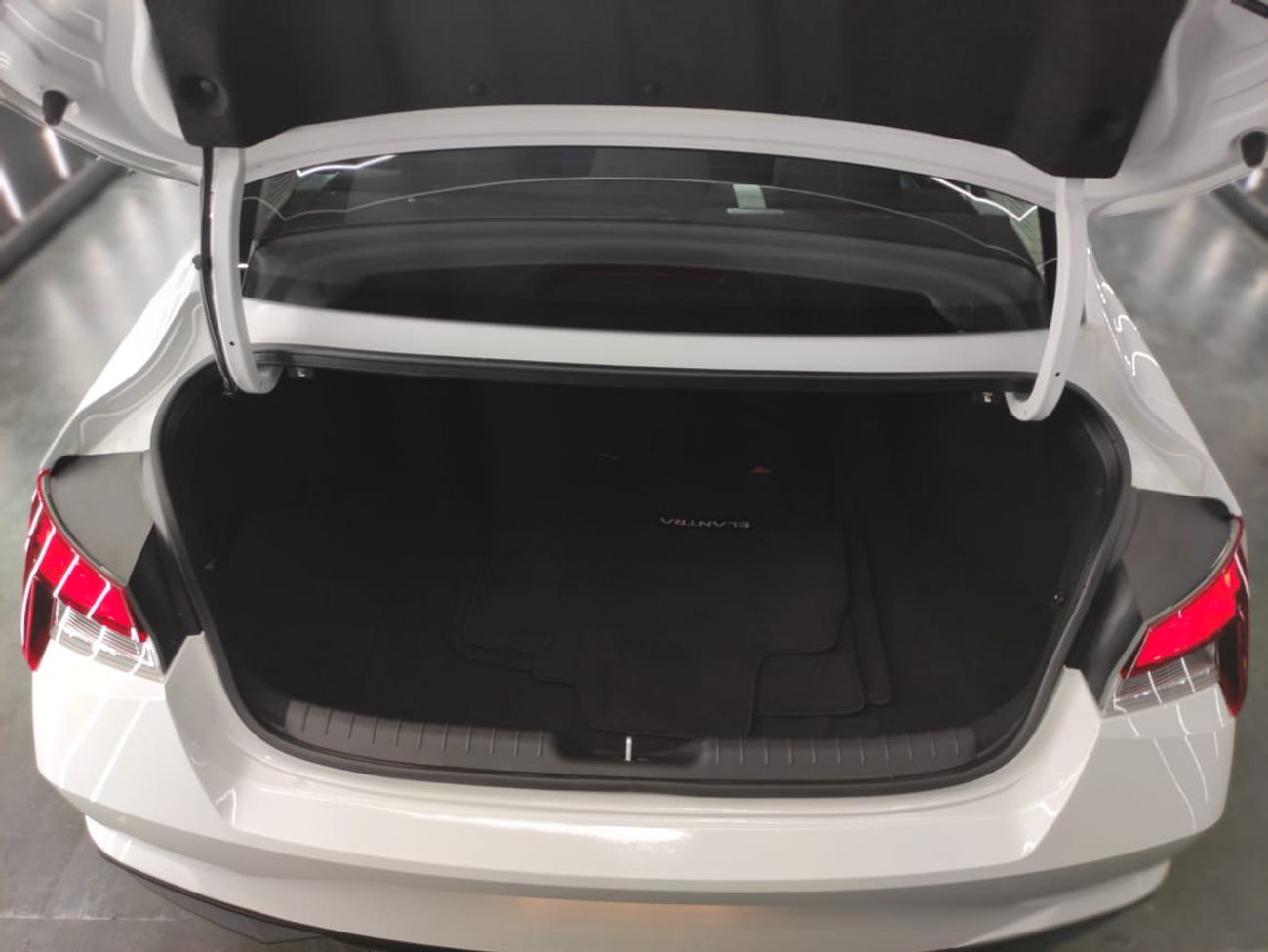 Used Hyundai Elantra full number 2 2021 for sale in Dubai - 704894