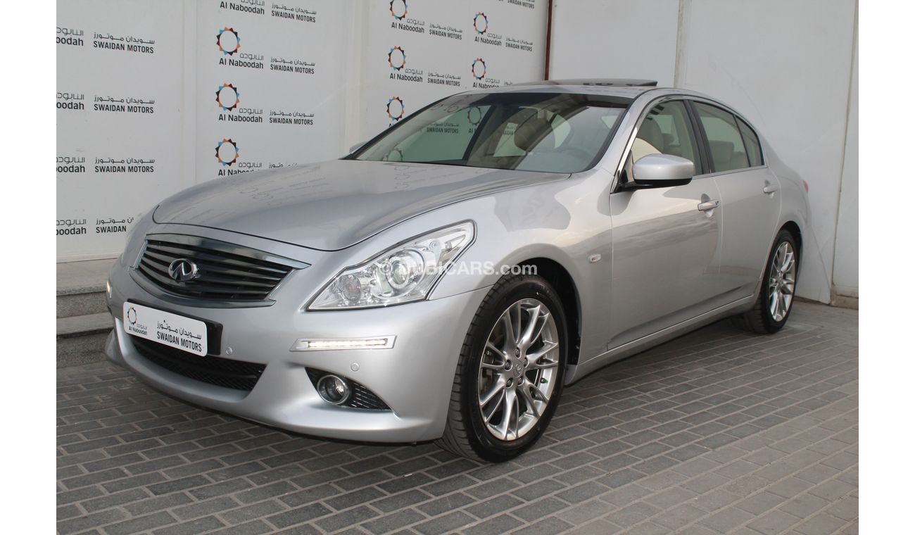 Infiniti G25 2.0L S 2015 WITH NAVIGATION BLUETOOTH SUNROOF