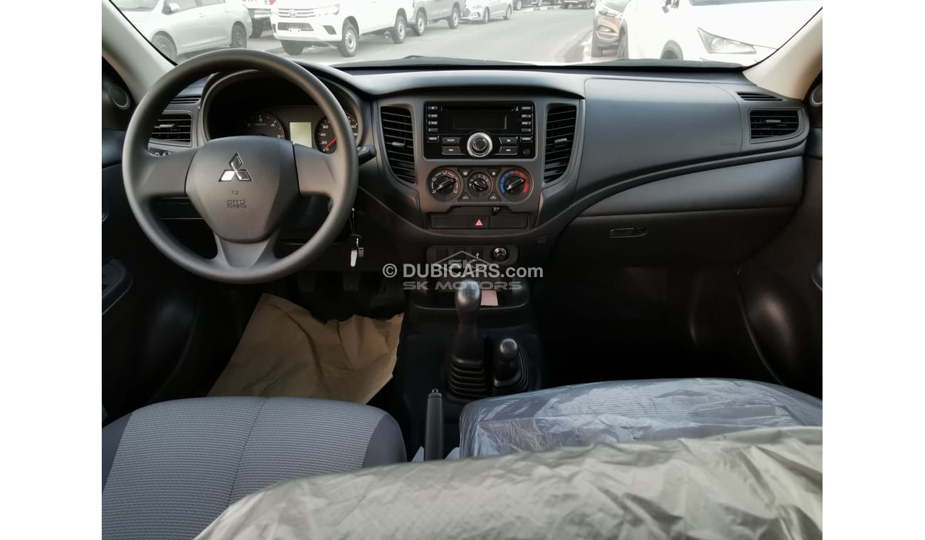 Mitsubishi L200 2.5L Diesel, M/T, 4WD, CD Player, Power Window (Code # MLP04)