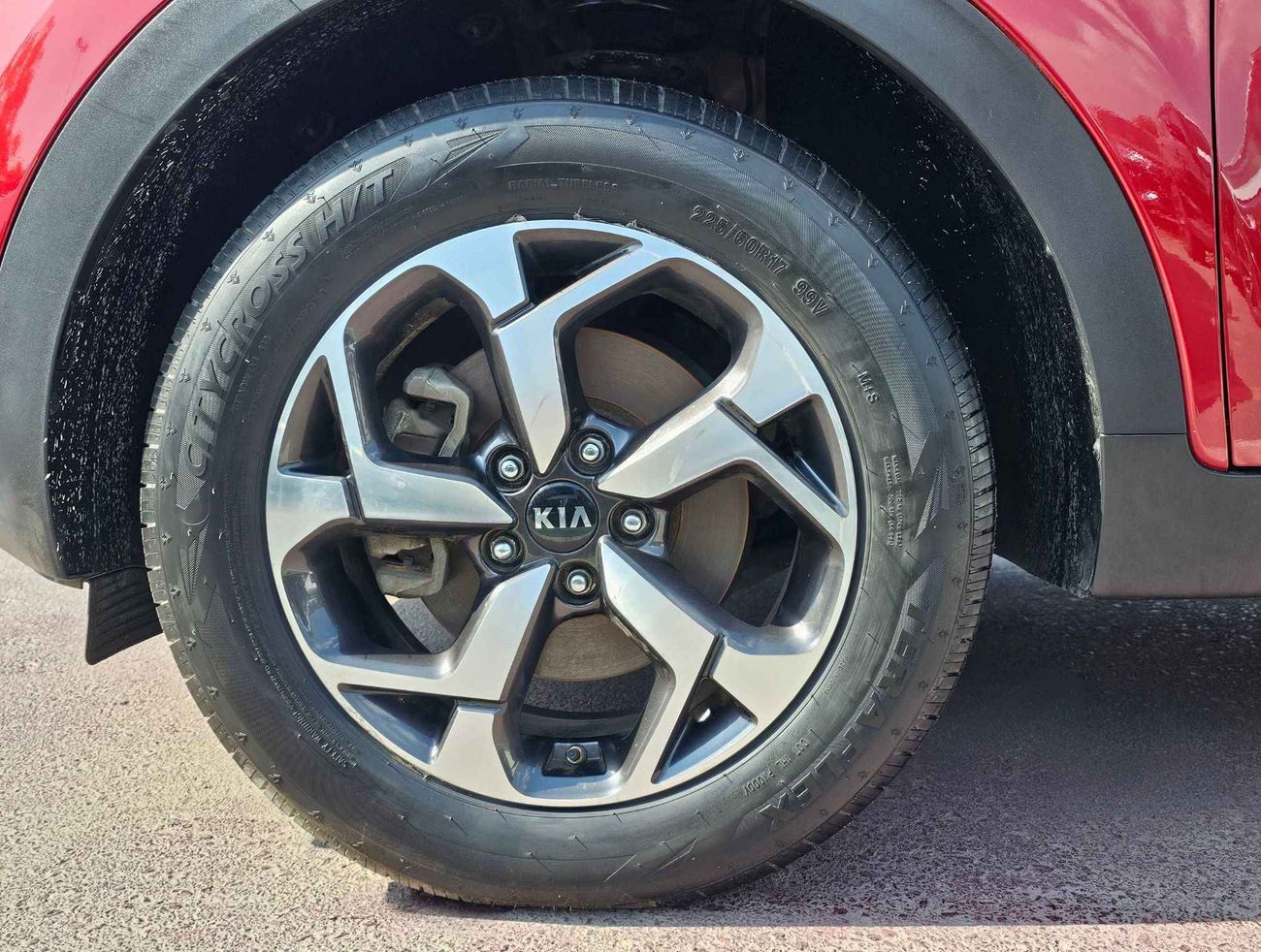 كيا سبورتيج LX // 659 AED Monthly // MID OPT // ORG AIRBAG (LOT # 37452)