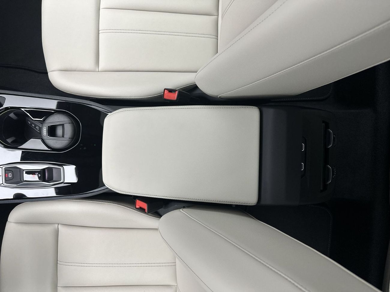Audi A5 TFSI S tronic Sedan 204hp (Ref# 19723)
