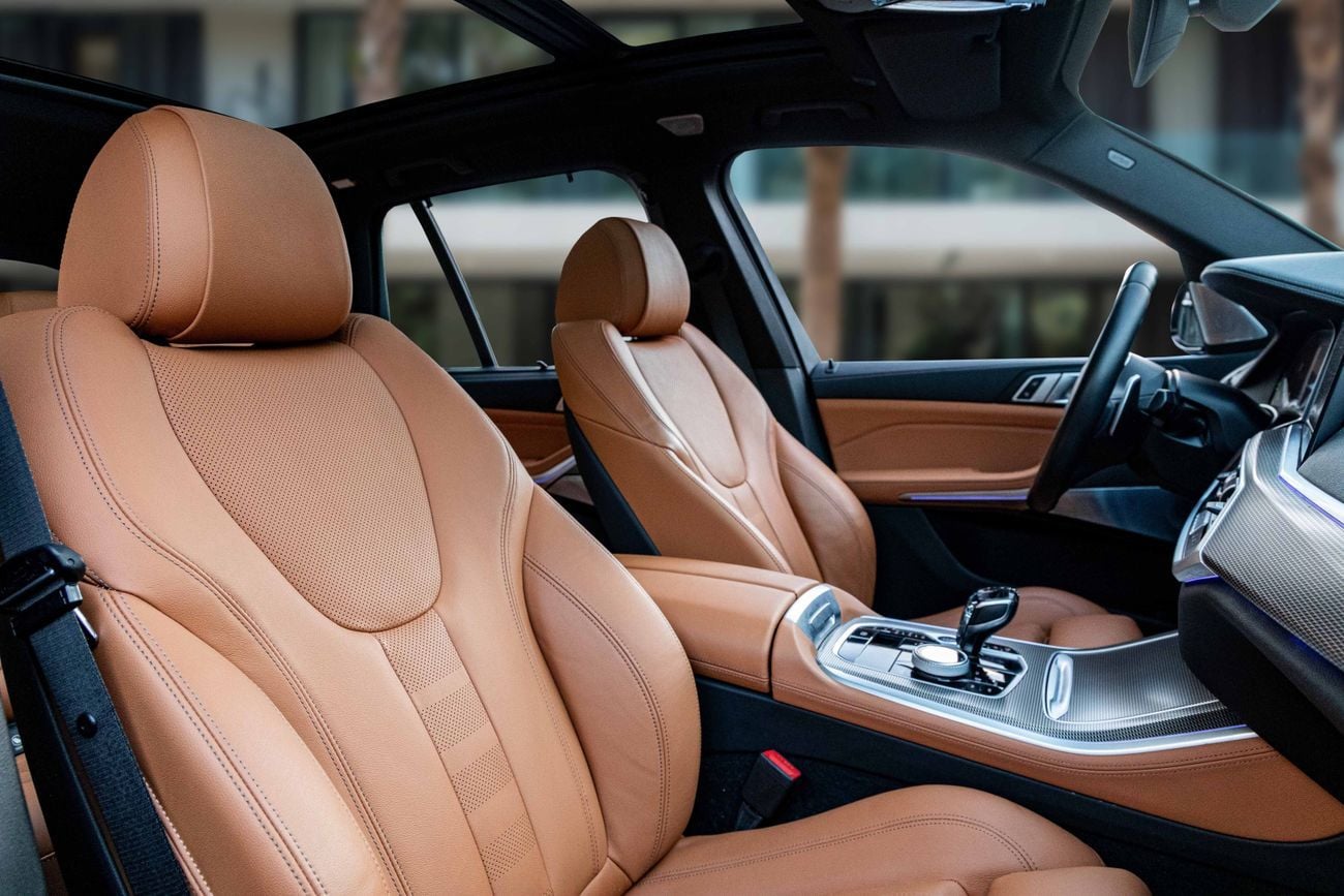 بي أم دبليو X5 X5 Xdrive 40i M-Kit | 4,465 P.M | 0% Downpayment | IMMACULATE!