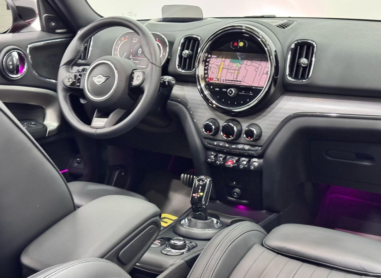 ميني جون كوبر كونتري مان All 4 2024 Mini Countryman JCW All 4, 2027 Mini Warranty + Service Pack, Very Low Kms, GCC