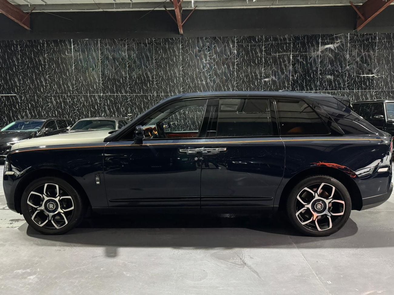 Rolls-Royce Cullinan Black Badge,6.75L,V12,8 -Speed Automatic,AWD