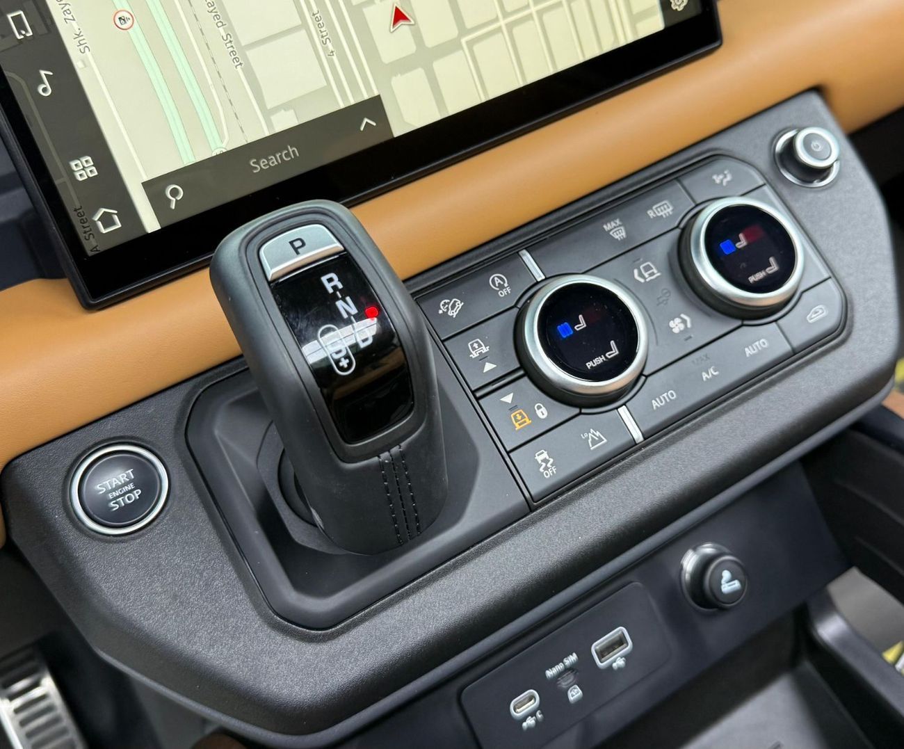 Land Rover Defender P400 110 X 3.0L (5 Seater)