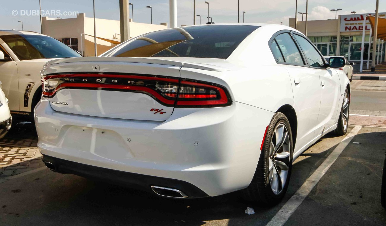 Dodge Charger R/T HEMI