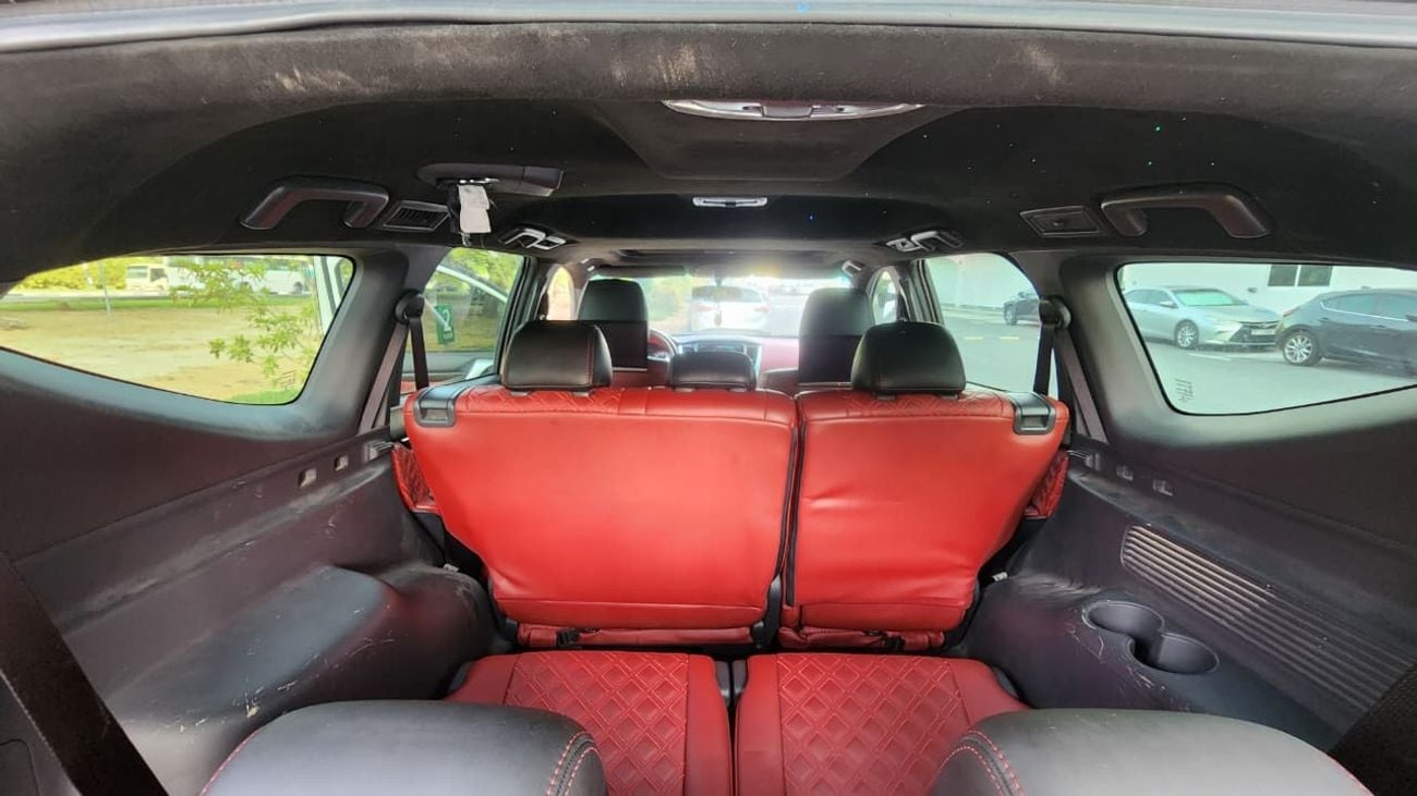 ميتسوبيشي مونتيرو سبورت GLS Premium 3.0L (7 Seater)